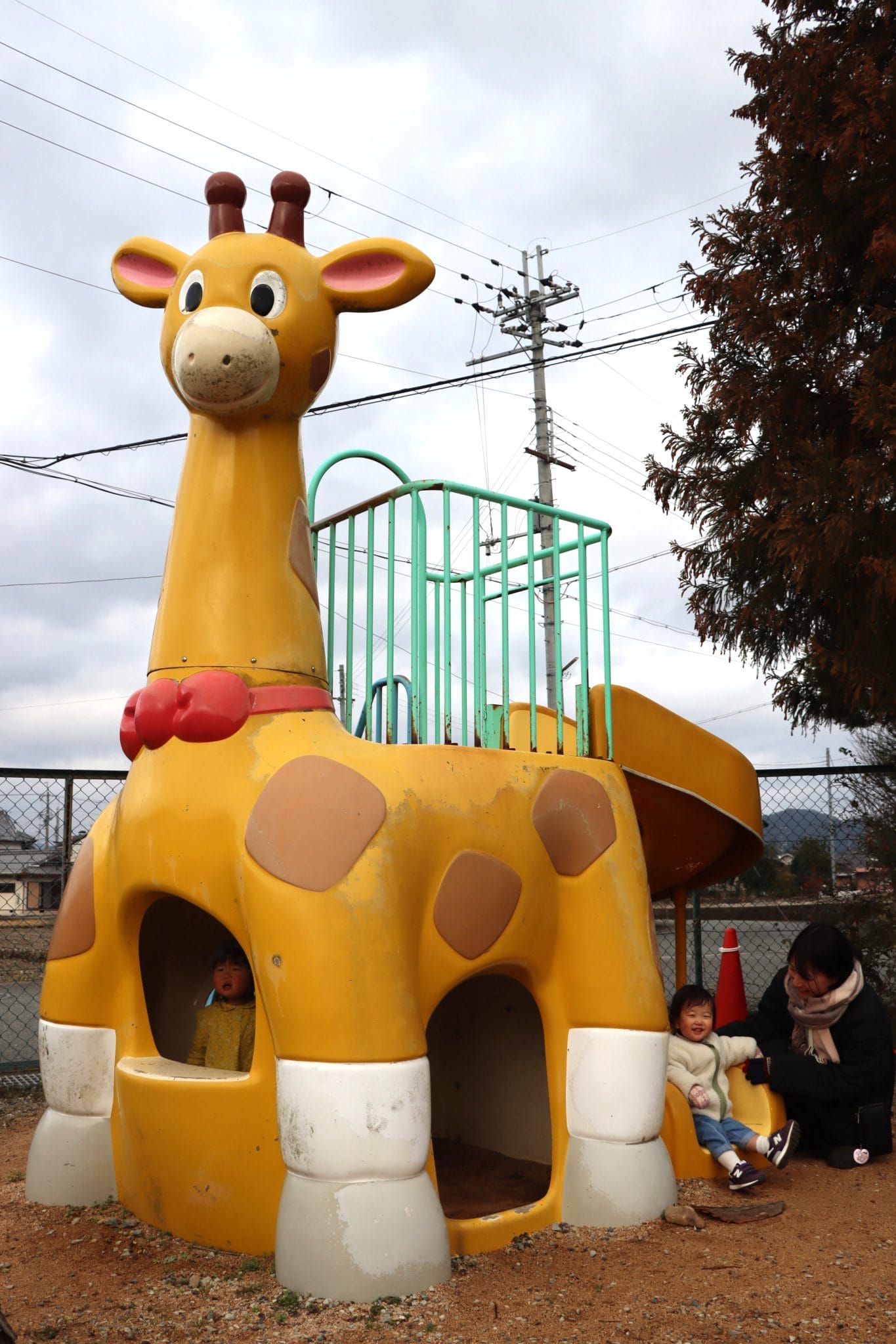 キリン 滑り台 - 愛知県の家具