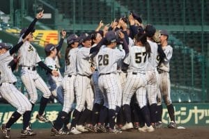 高校女子野球】”聖地”甲子園で熱戦 神戸弘陵がV 史上初の2年連続春夏制覇 - 丹波新聞